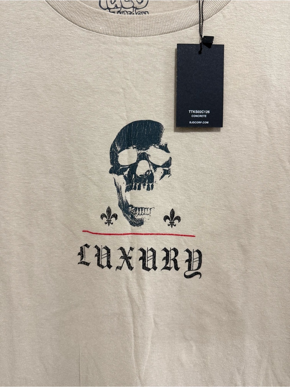 Taco Tuesday Luxury Skull Cross Rose Graphic T-Shirt Beige Men’s Shirt - Picture 2 of 5